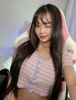 Cindy Phan Nude  Leaks 6 Photos