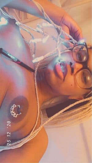 Cloudy Vi Nude  Leaks 7 Photos