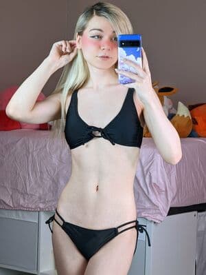 Cloudy Nude OnlyFans Leaks 5 Photos