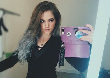 Collete Davis Nude  Leaks 9 Photos