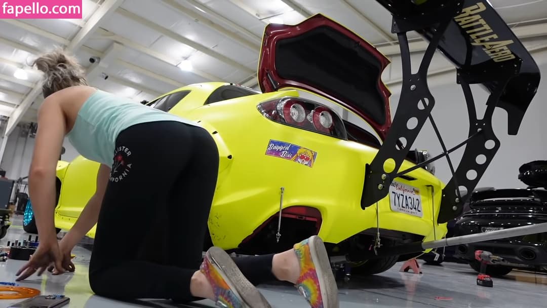 Click to view full size Collete Davis Nude Leaks 13 Photos