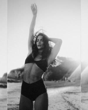 Courtney Hope Nude OnlyFans Leaks 6 Photos