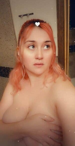 Daisy Lee Loren Nude  Leaks 4 Photos