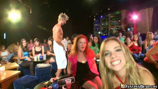 Dancing Bear Nude  Leaks 10 Photos