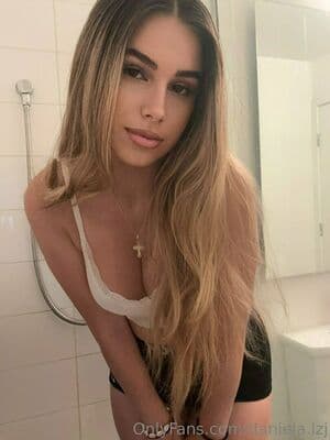 Daniela.lzj Nude  Leaks 3 Photos