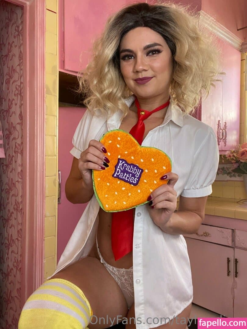 Dare Taylor Nude OnlyFans Leaks 2 Photos