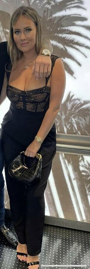 Dee Devlin Nude  Leaks 3 Photos