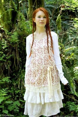 Dolly Little Nude  Leaks 3 Photos