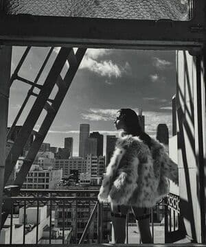 Elisha & Renee Herbert Nude  Leaks 5 Photos