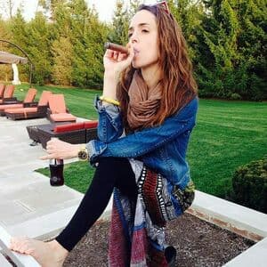 Click to view full size Eliza Dushku Nude Leaks 16 Photos