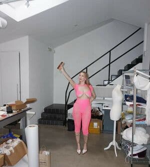 Eliza Goldsmith Nude  Leaks 8 Photos