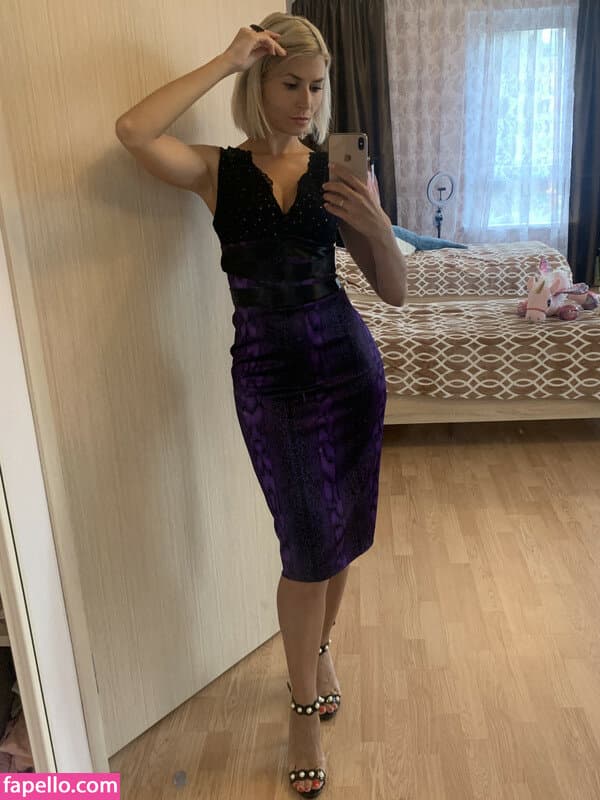 Click to view full size Eliza Moon Nude Leaks 9 Photos