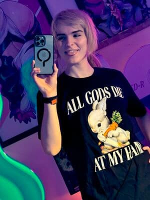 Ella Hollywood Nude  Leaks 5 Photos