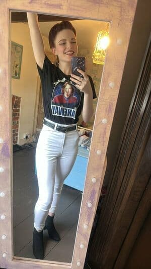 Ellie Littlechild Nude  Leaks 5 Photos