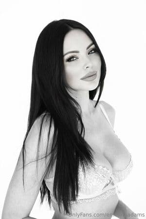 Emelina Adams Nude OnlyFans Leaks 2 Photos