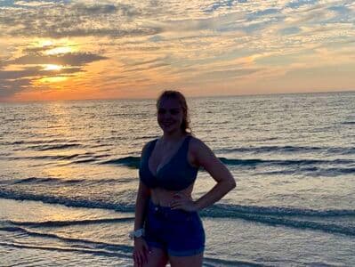 Emily Littles Nude  Leaks 8 Photos