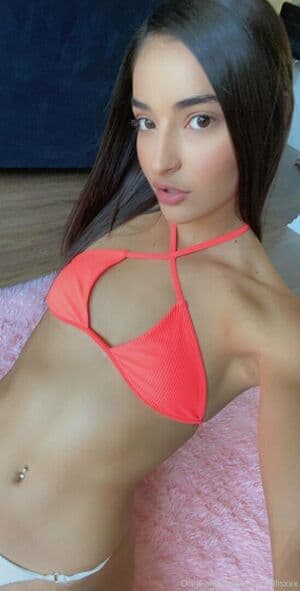 Emily Willis Nude OnlyFans Leaks 18 Photos