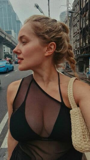 Eva Sindlerova Nude  Leaks 4 Photos