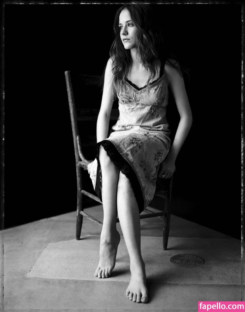 Evan Rachel Wood Nude  Leaks 11 Photos