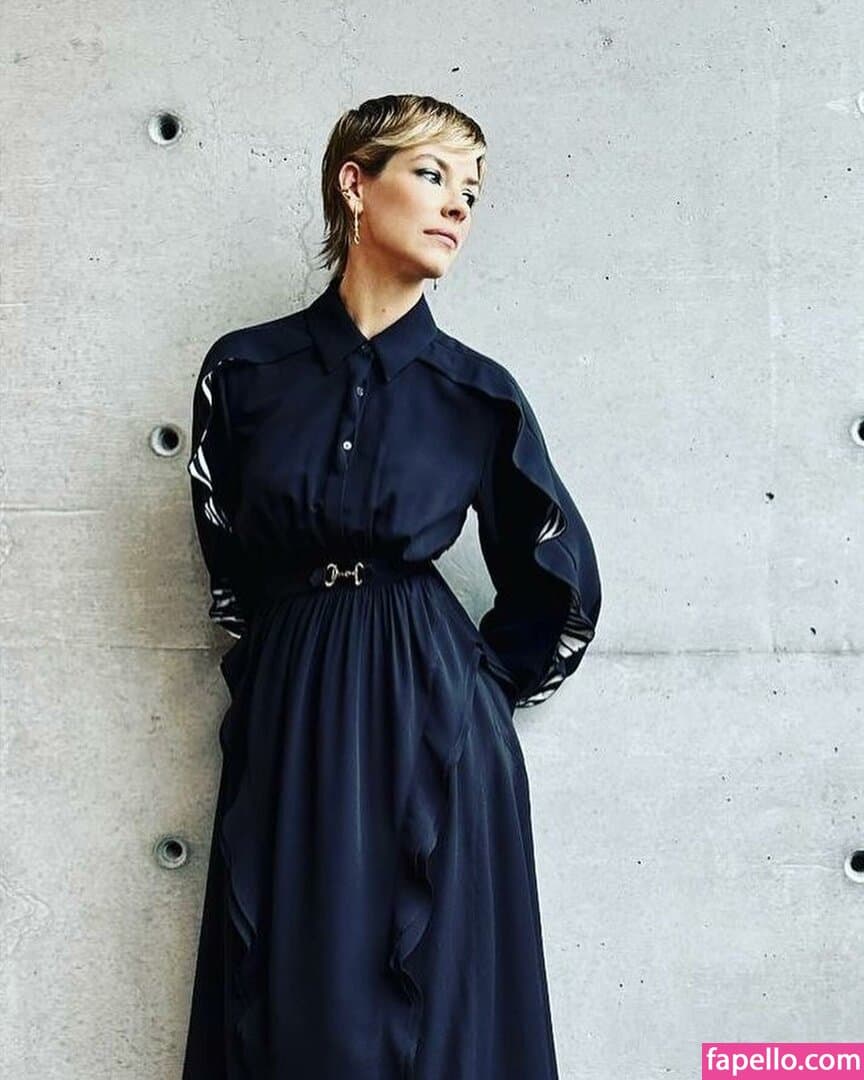 Evangeline Lilly Nude OnlyFans Leaks 2 Photos