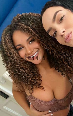 Gabi Melo Nude  Leaks 3 Photos