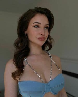 Ganja Babe Nude OnlyFans Leaks 2 Photos