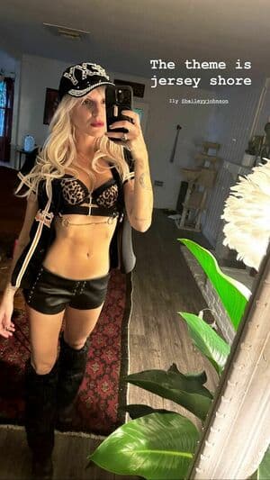 Georgia Magree Nude  Leaks 3 Photos