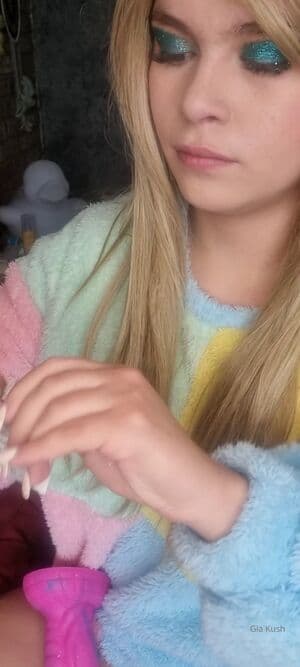 Gia Kush Nude  Leaks 4 Photos