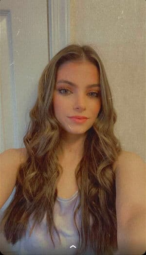 Gianna Christine Nude  Leaks 4 Photos