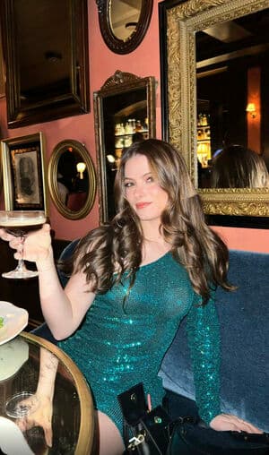 Gianna Christine Nude  Leaks 4 Photos