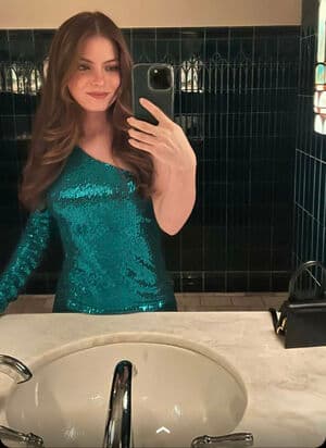 Gianna Christine Nude  Leaks 4 Photos