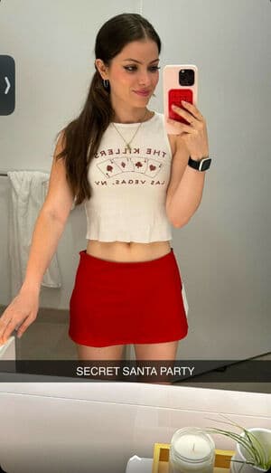 Gianna Christine Nude  Leaks 2 Photos