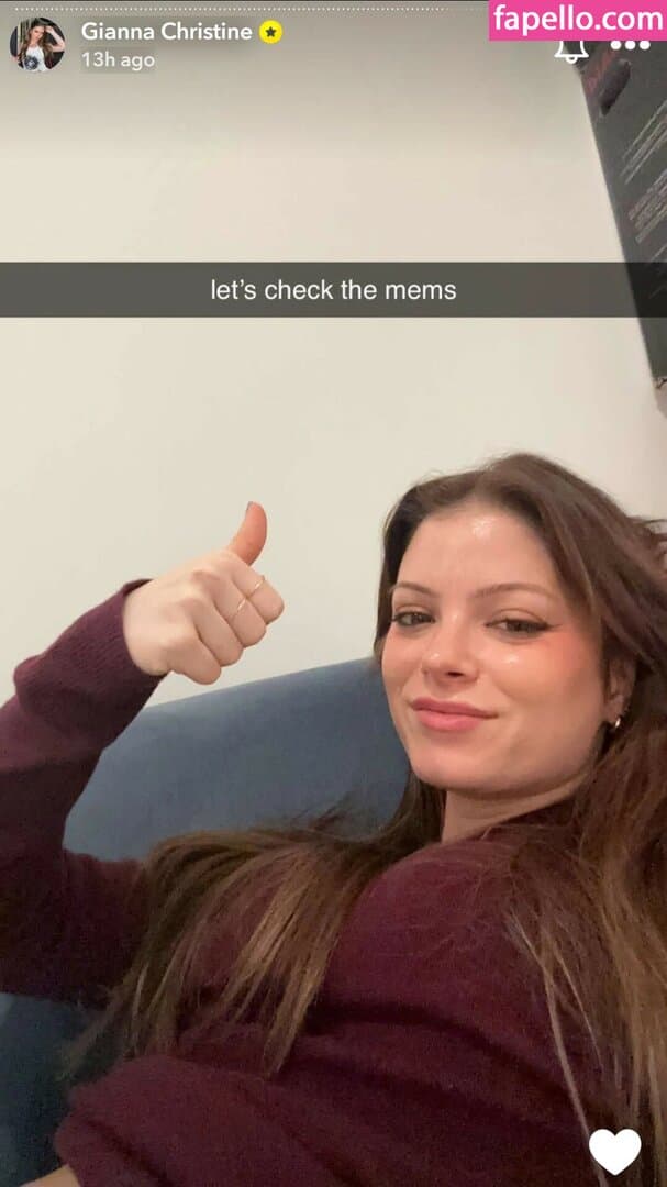 Gianna Christine Nude  Leaks 2 Photos