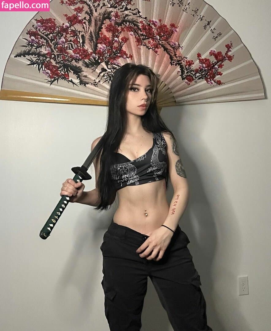 Gianna Hades Nude  Leaks 4 Photos