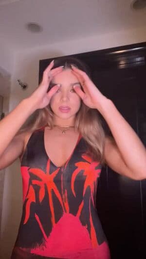 Hailee Steinfeld Nude Patreon Leaks 4 Video