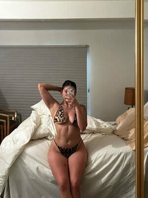 Hailey Gutierrez Nude  Leaks 17 Photos