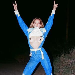 Hannah Ferguson Nude  Leaks 2 Photos