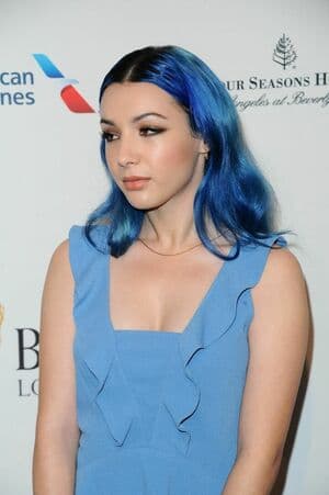 Hannah Marks Nude  Leaks 59 Photos