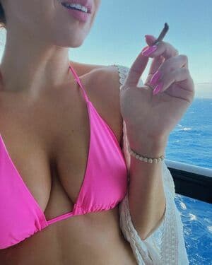 Hazel Hayes Nude  Leaks 3 Photos