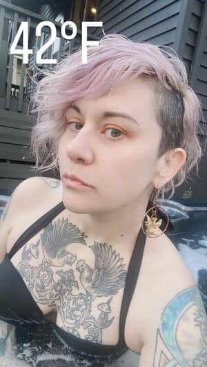 Holly Conrad Nude  Leaks 3 Photos