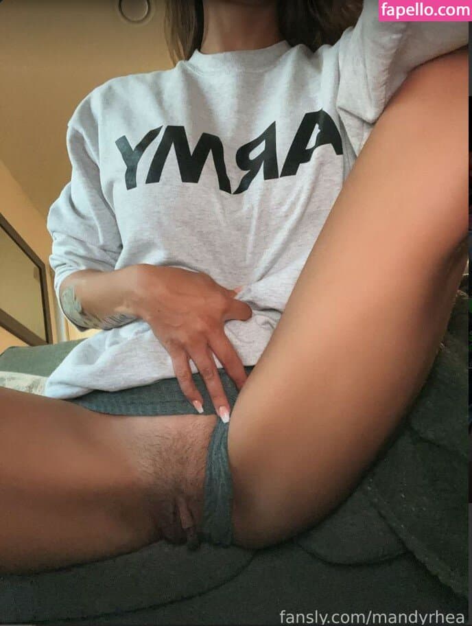 Hot Mom Mandy Nude  Leaks 11 Photos