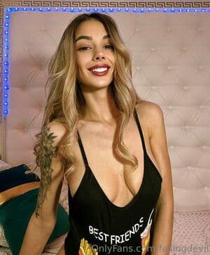 Click to view full size hotfallingdevil Nude OnlyFans Leaks 8 Photos