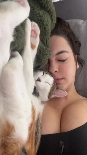 Isabella Gomez Nude OnlyFans Leaks 5 Photos