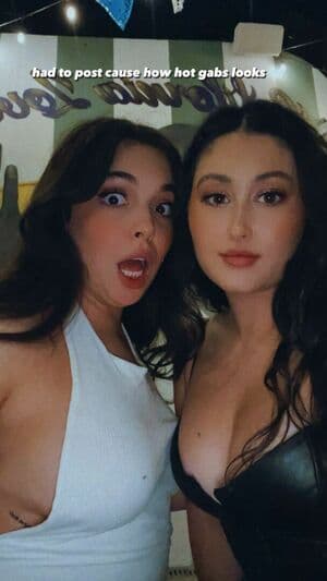 Isabella Gomez Nude OnlyFans Leaks 5 Photos