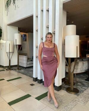 Click to view full size Iskra Lawrence Nude Leaks 10 Photos