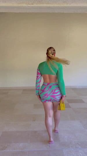 Iskra Lawrence Nude  Leaks 2 Video