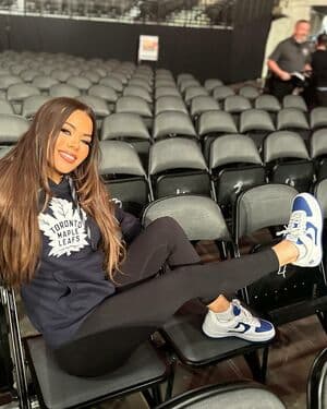 Jackie Redmond Nude  Leaks 5 Photos