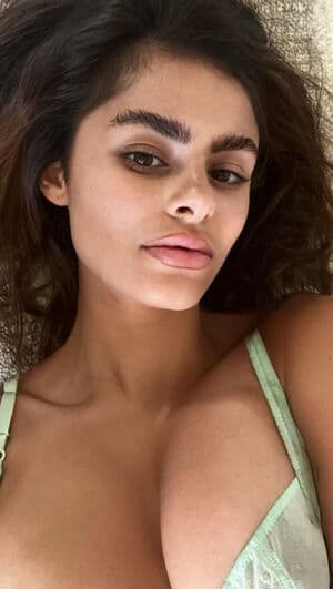 Jacquie Lee Nude OnlyFans Leaks 2 Photos