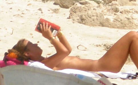 Jade Jagger Nude  Leaks 3 Photos