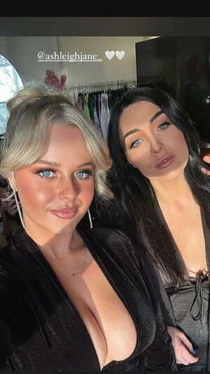 Jasmine Ramage Nude  Leaks 2 Photos